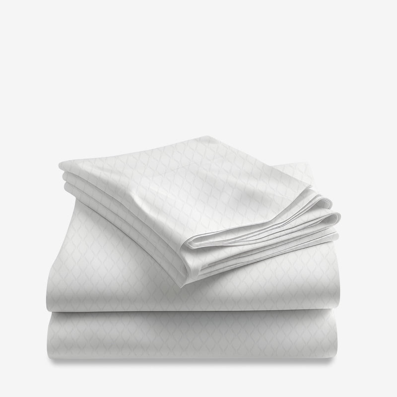Temperature-Regulating Sheets in White